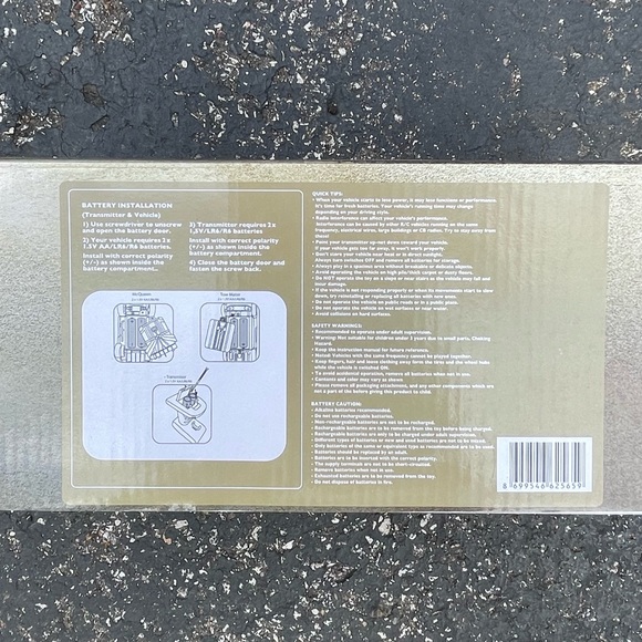 Disney Lightning McQueen RC Car - Picture 5 of 6